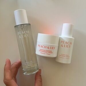 Peach and lily skincare set